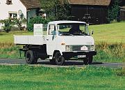 F1000028